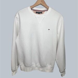Tommy Hilfiger Classic White Crewneck Sweatshirt  - 2000’s, size M